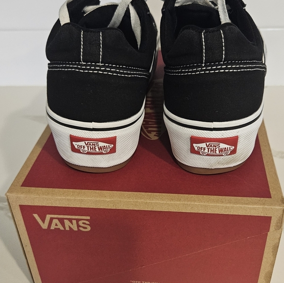 Vans Seldon Platform S Black Canvas Sneakers - Picture 4 of 4